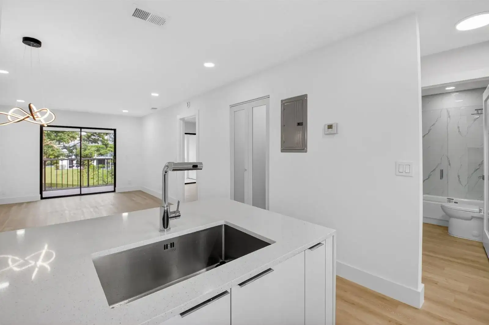 100 W Hidden Valley Boulevard # 502, Boca Raton FL 33487 photo 2