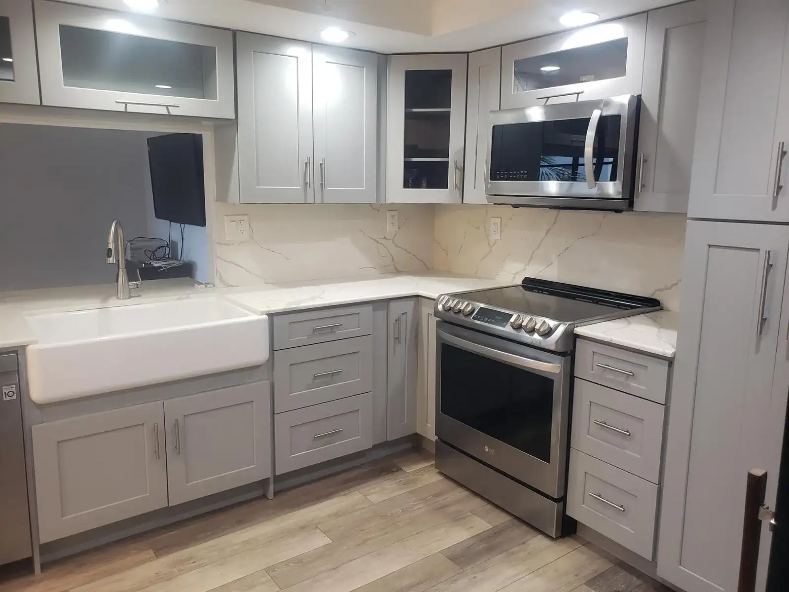 54 Piedmont B, Delray Beach FL 33484 photo 4