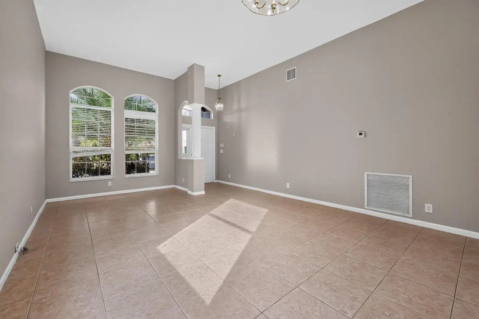 8481 VĂa D Oro, Boca Raton FL 33433 photo 5