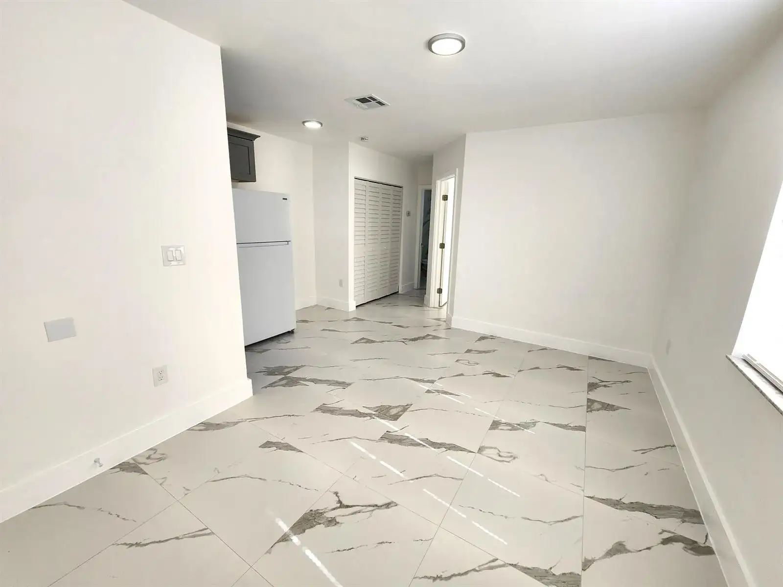 2466 Lincoln Street # 3, Hollywood FL 33020 photo 3