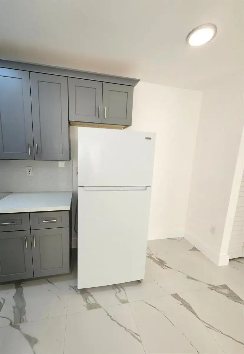 2466 Lincoln Street # 3, Hollywood FL 33020 photo 4