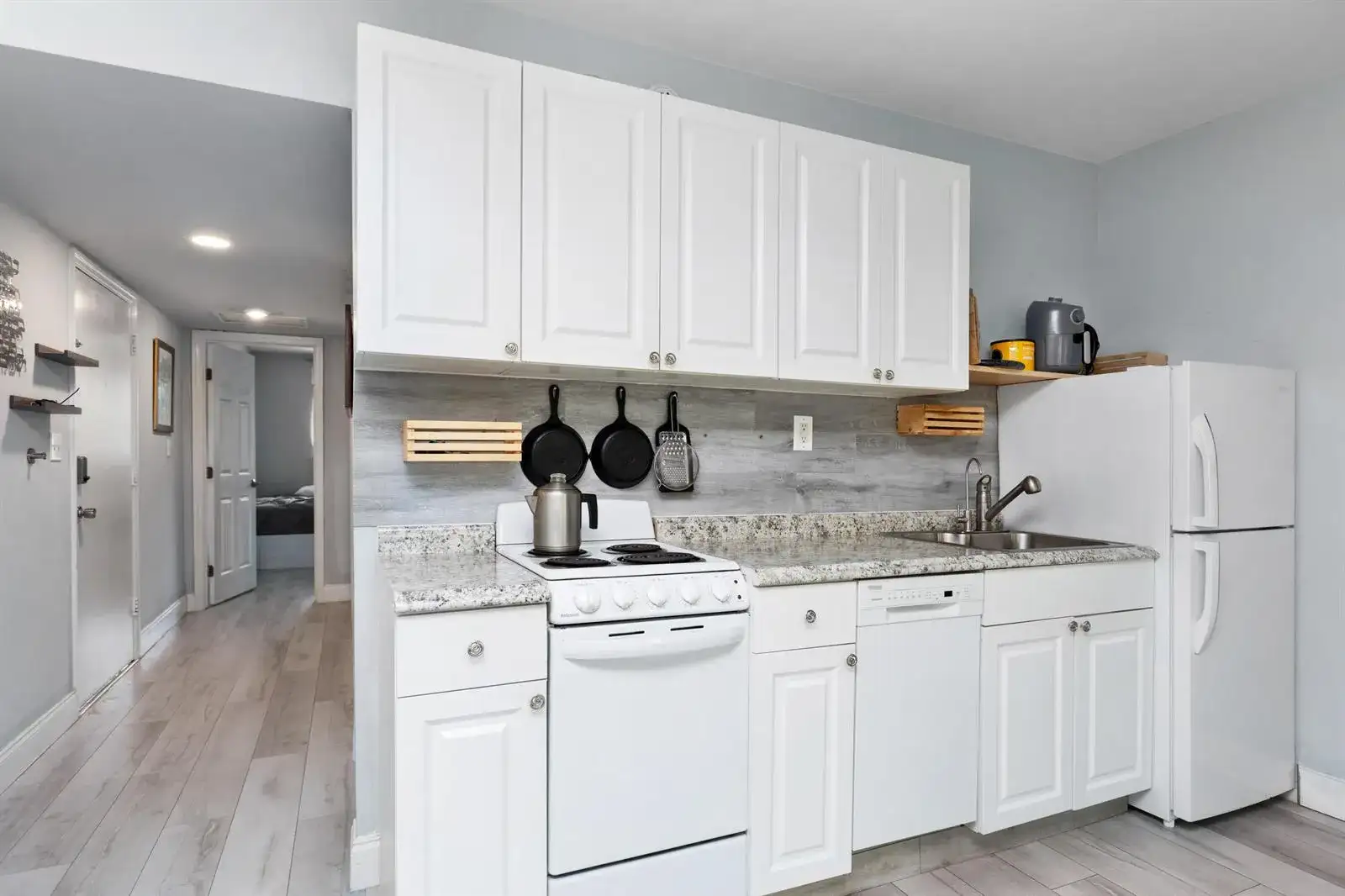 505 NE 20TH Avenue # 112, Deerfield Beach FL 33441 photo 4