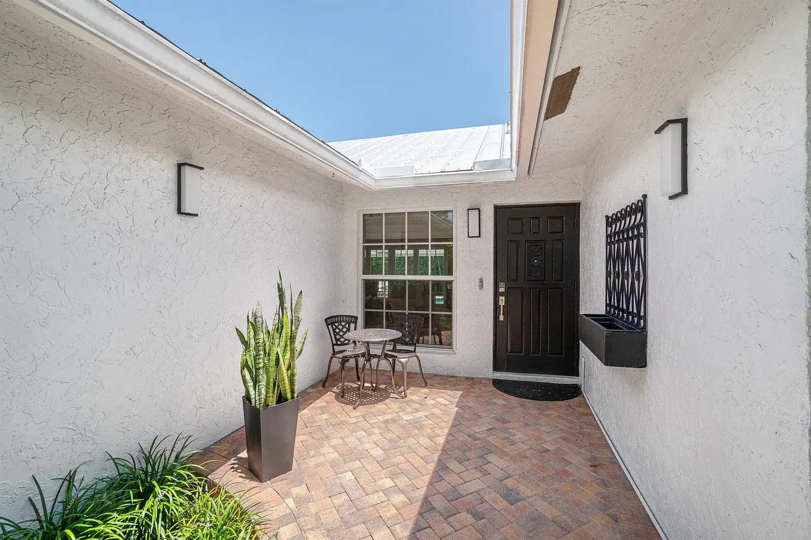 1401 Hummingbird Drive, Delray Beach FL 33444 photo 4