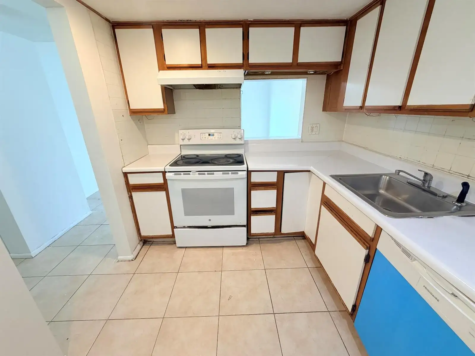 4304 NW 9TH Avenue # 3B, Deerfield Beach FL 33064 photo 2