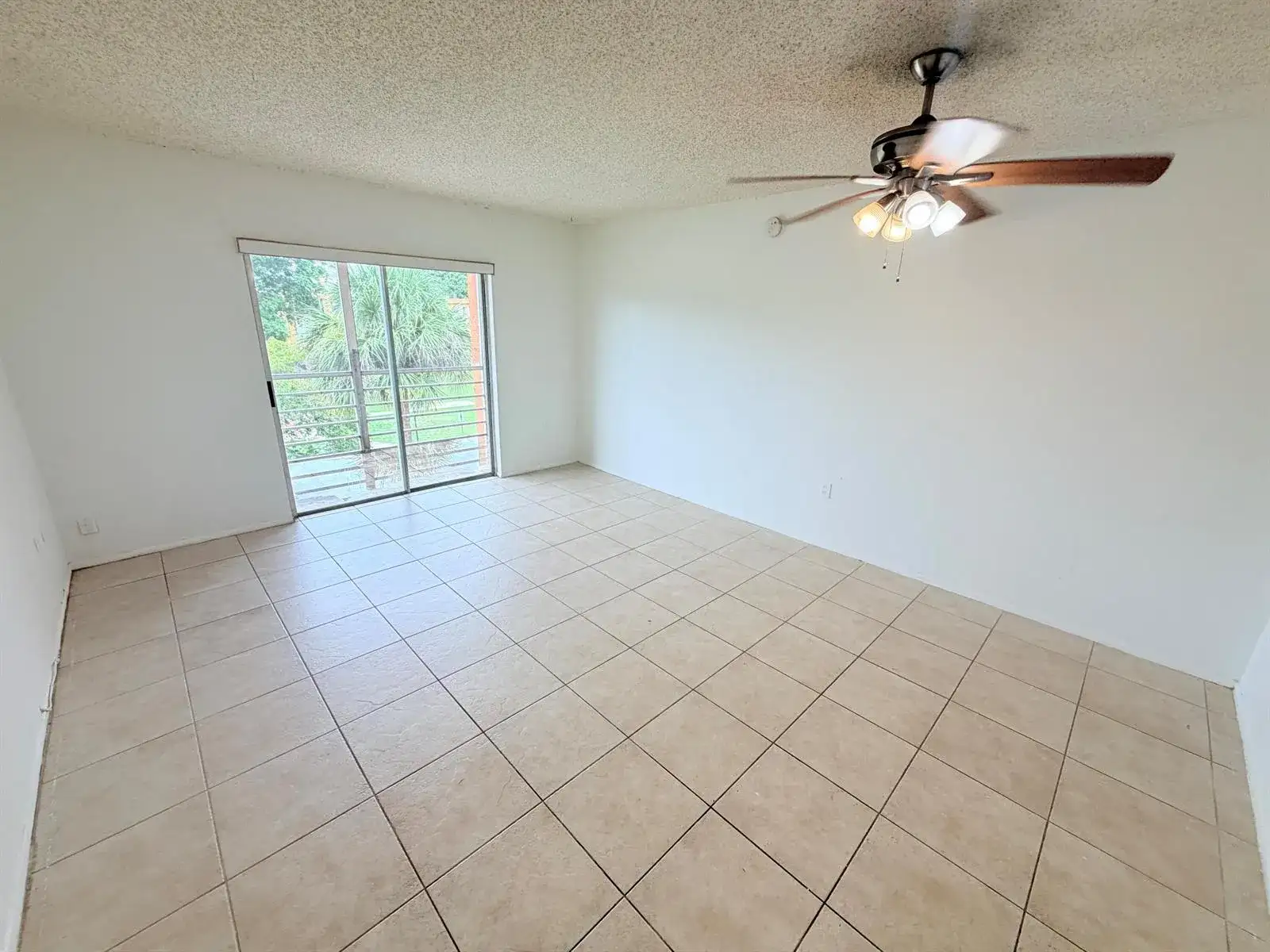 4304 NW 9TH Avenue # 3B, Deerfield Beach FL 33064 photo 4