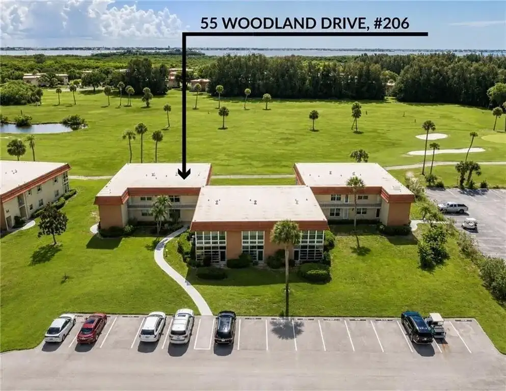 55 WOODLAND Drive # 206, Vero Beach FL 32962
