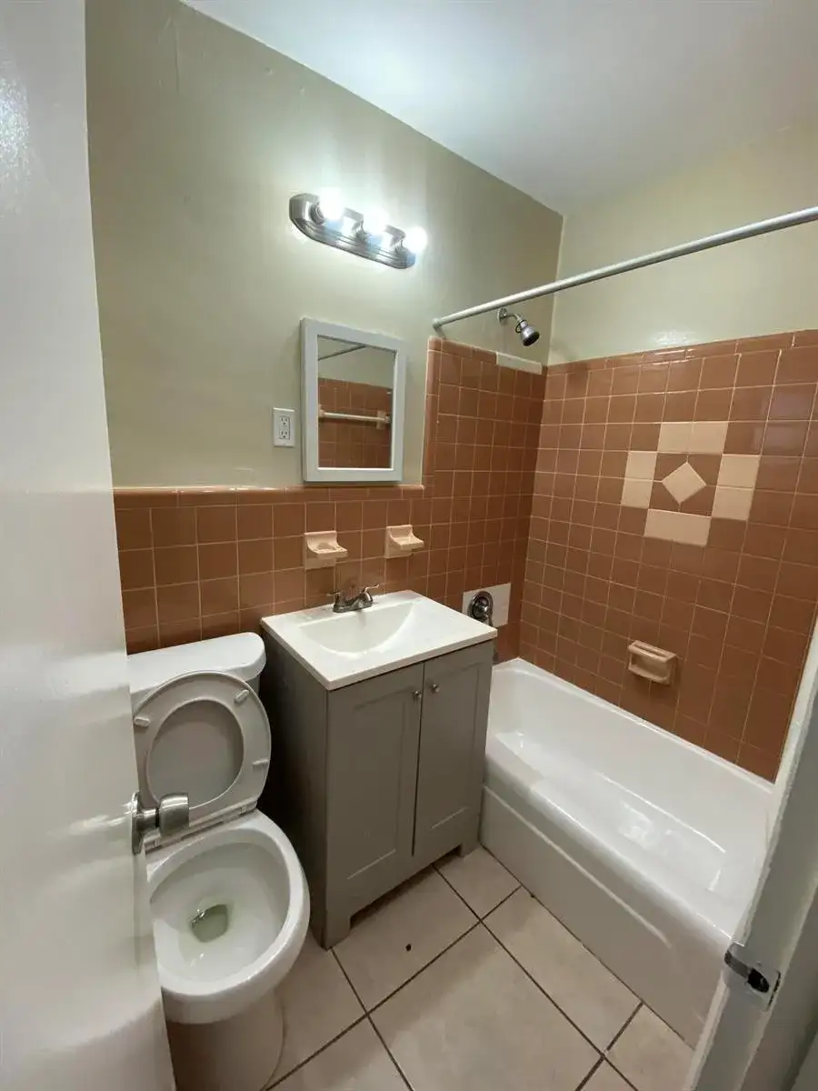 1019 NW 5TH Avenue # 6, Fort Lauderdale FL 33311 photo 3