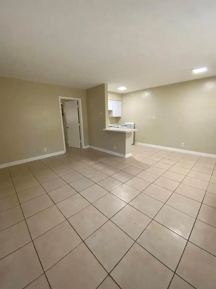 1019 NW 5TH Avenue # 6, Fort Lauderdale FL 33311 photo 4