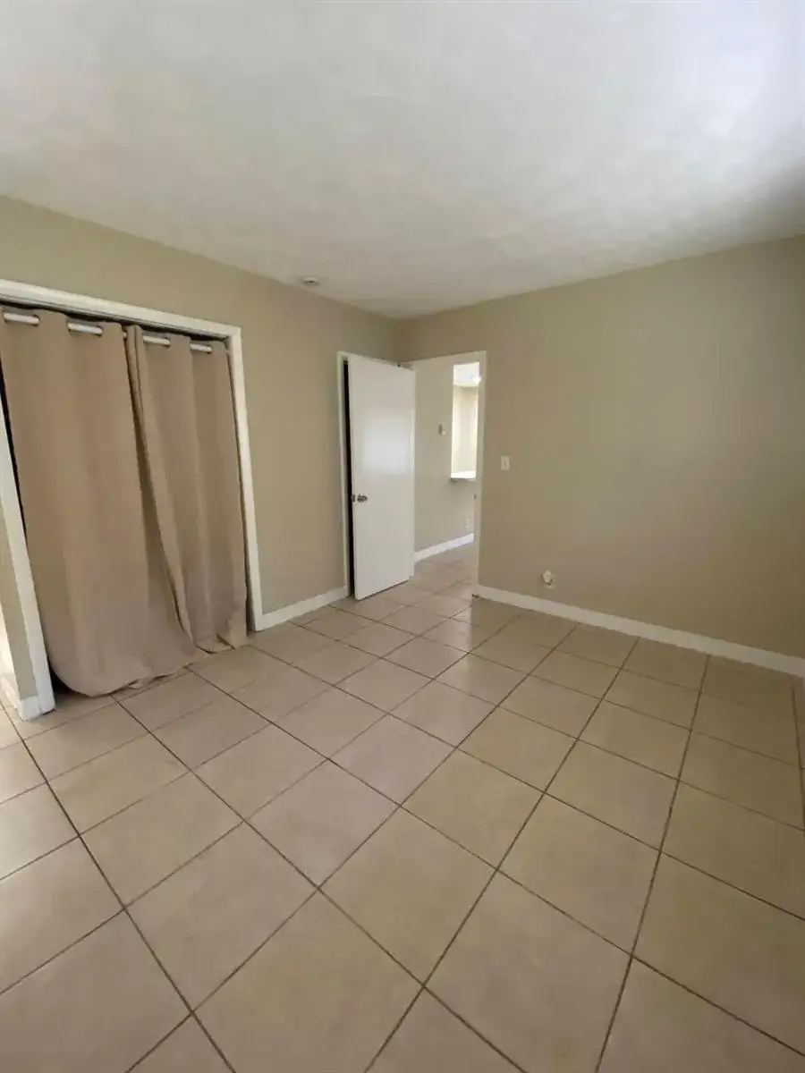 1019 NW 5TH Avenue # 6, Fort Lauderdale FL 33311 photo 5