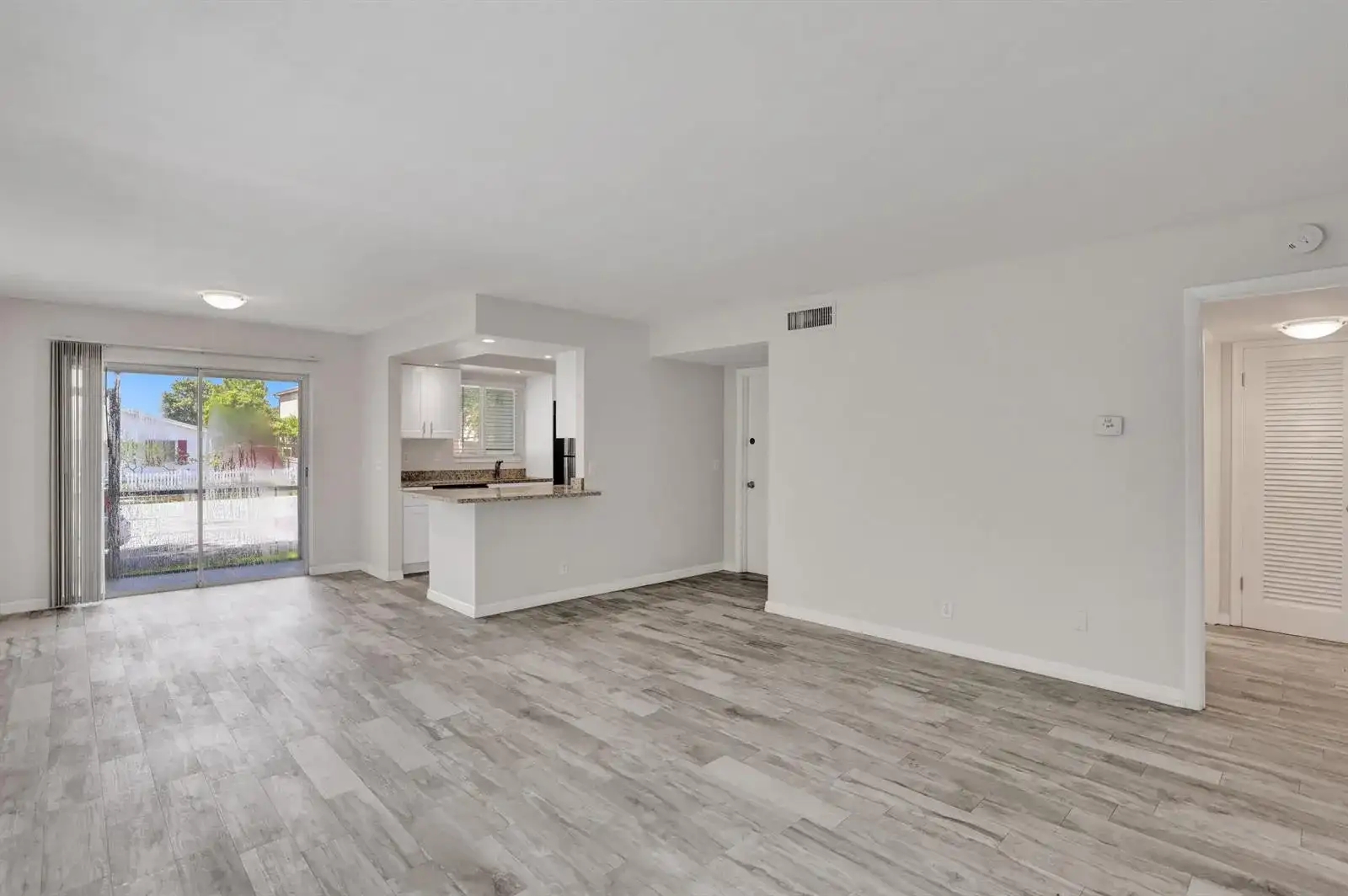 115 SW 1ST Avenue # 1, Boynton Beach FL 33435 photo 3