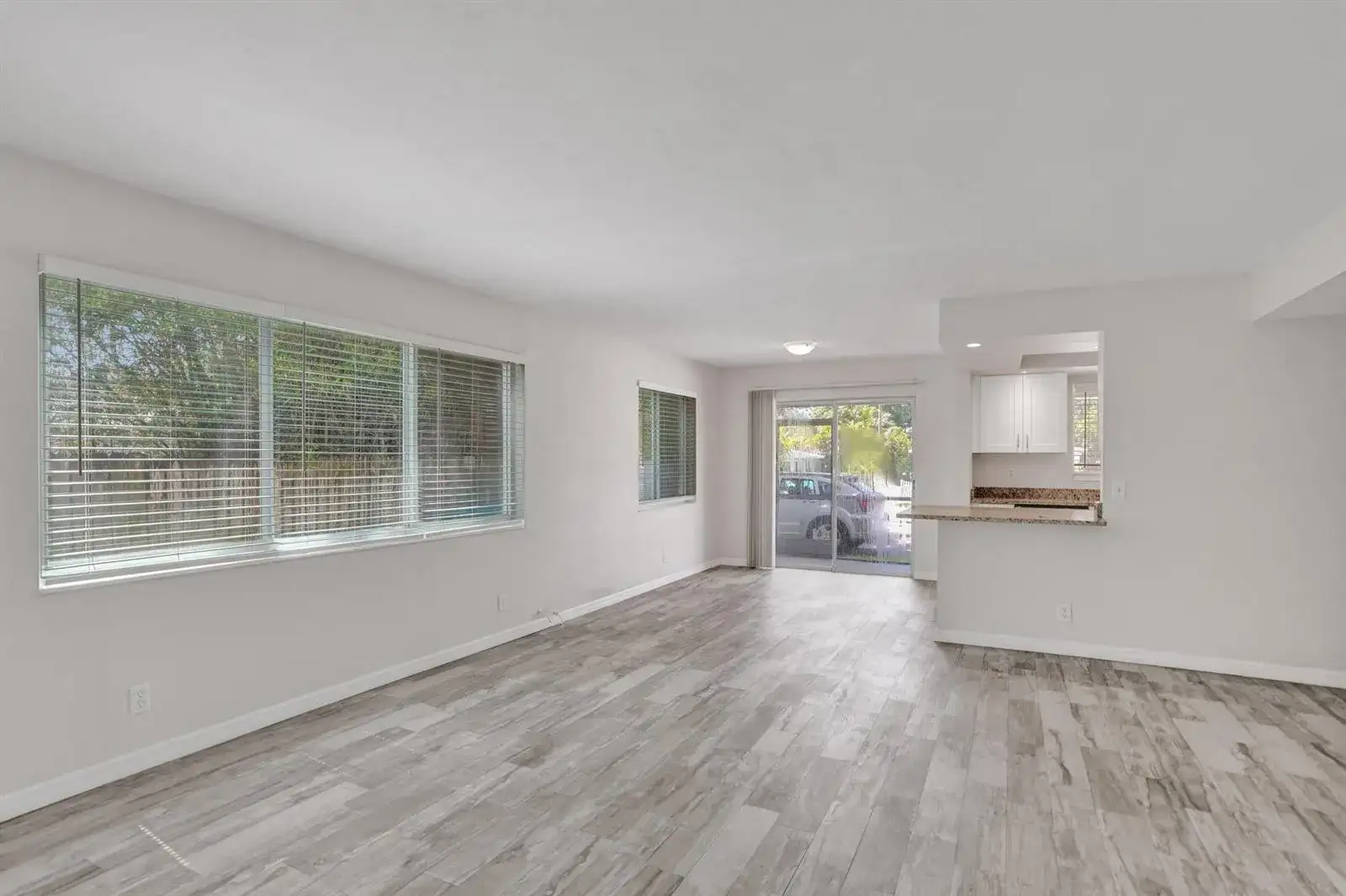 115 SW 1ST Avenue # 1, Boynton Beach FL 33435 photo 4