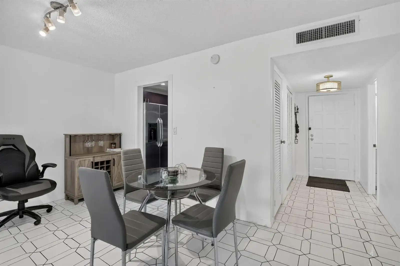 6001 N Falls Circle Drive # 306, Lauderhill FL 33319 photo 4