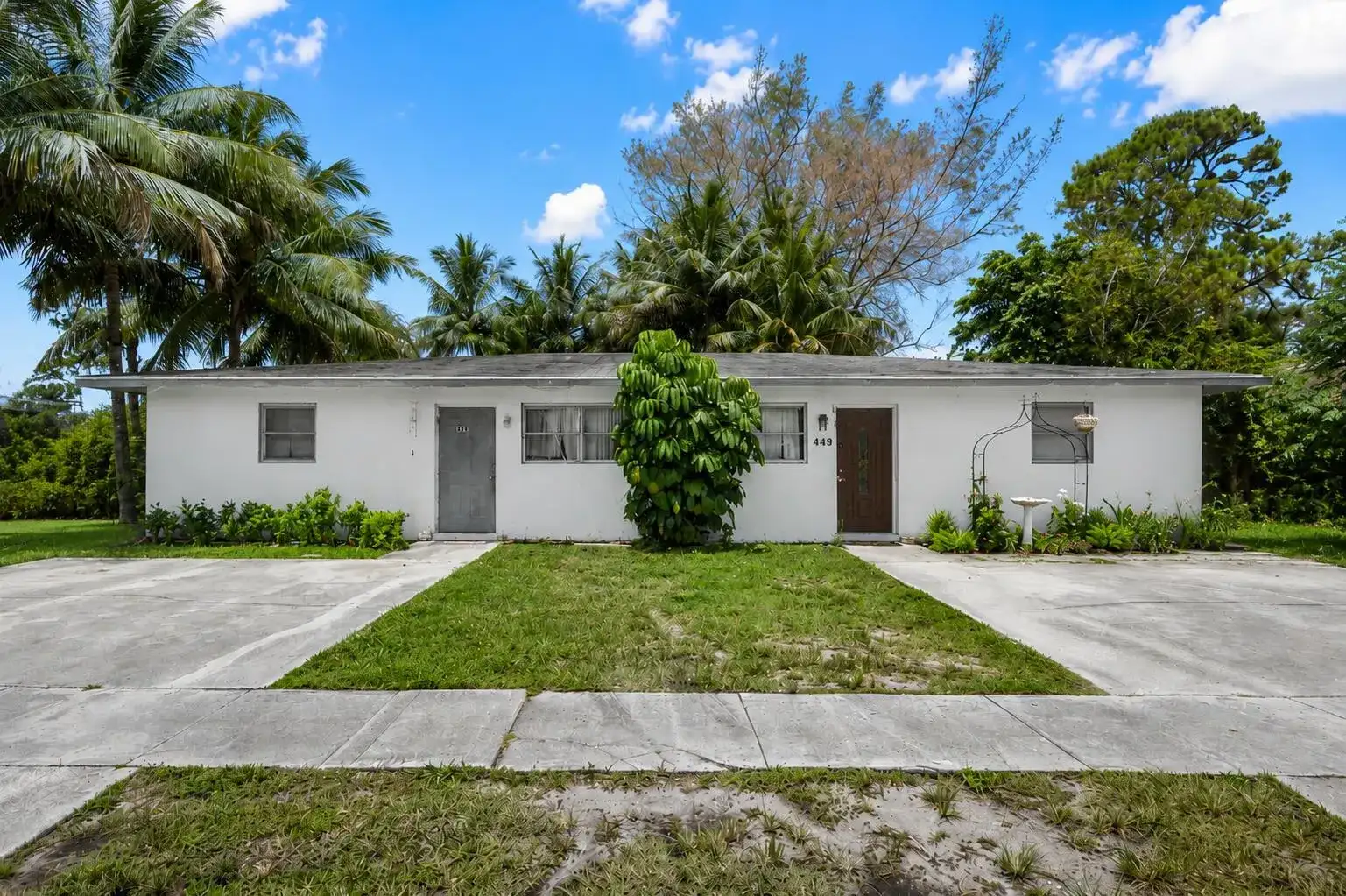 437 FLEMING Avenue, FL 33463 photo 3
