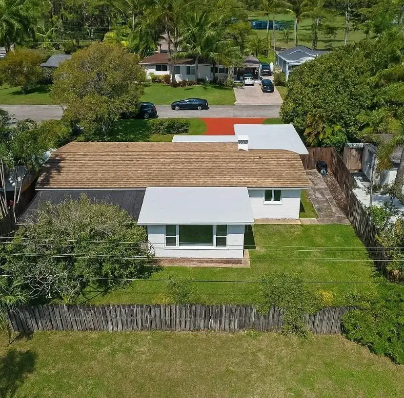570 SE 2ND Avenue, Pompano Beach FL 33060 photo 3
