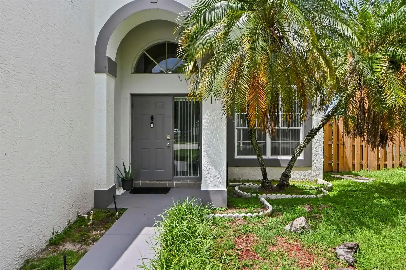 7581 BRISTOL BAY Lane, Lake Worth FL 33467 photo 3