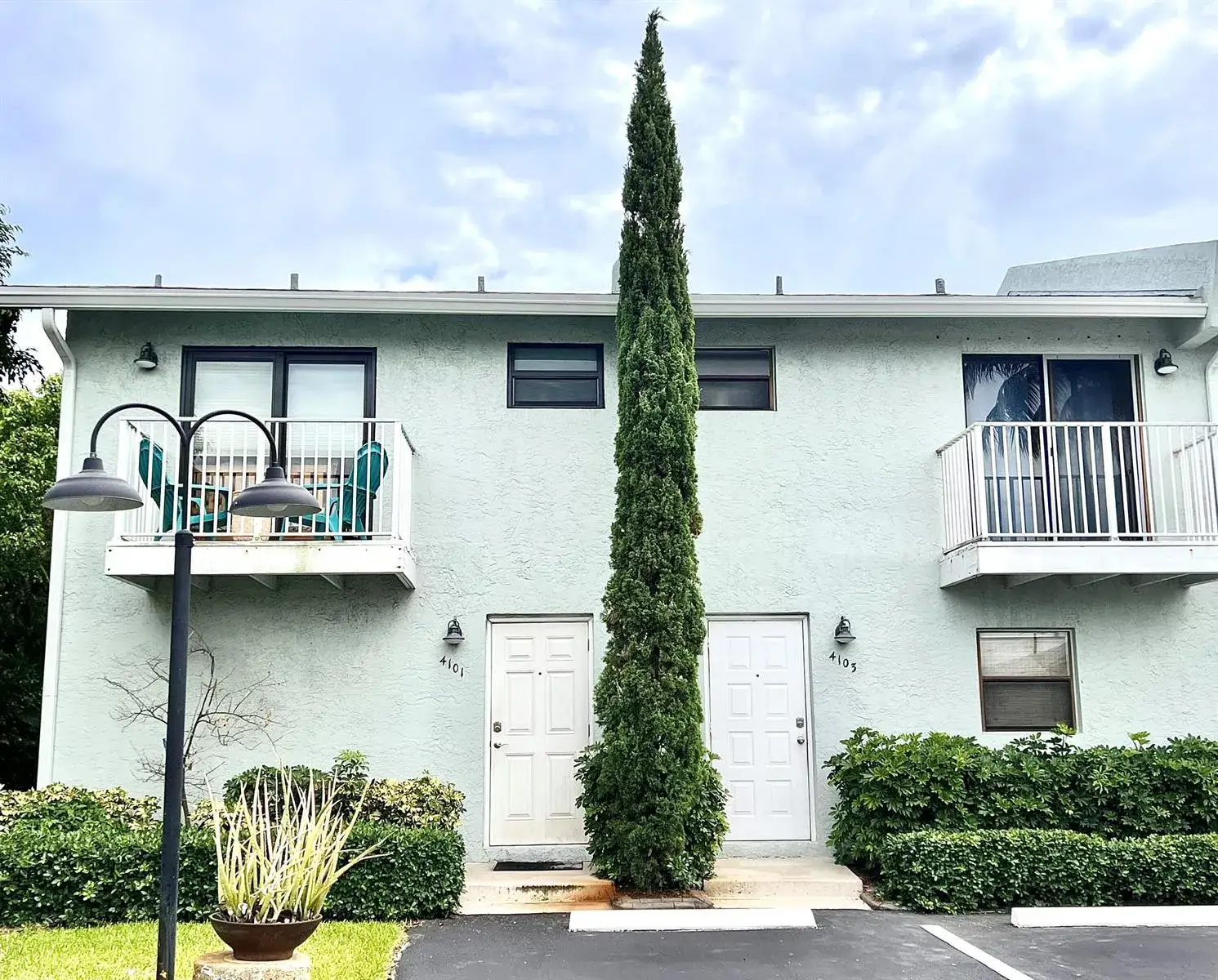 4103 NE 21st Terrace, Lighthouse Point FL 33064