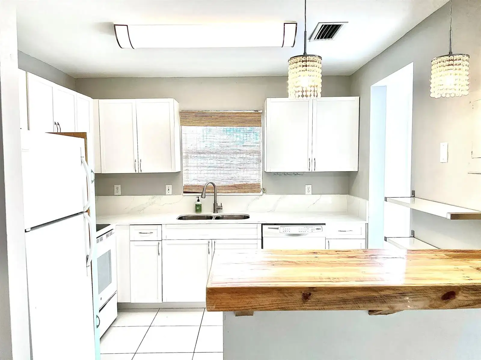 4103 NE 21st Terrace, Lighthouse Point FL 33064 photo 2