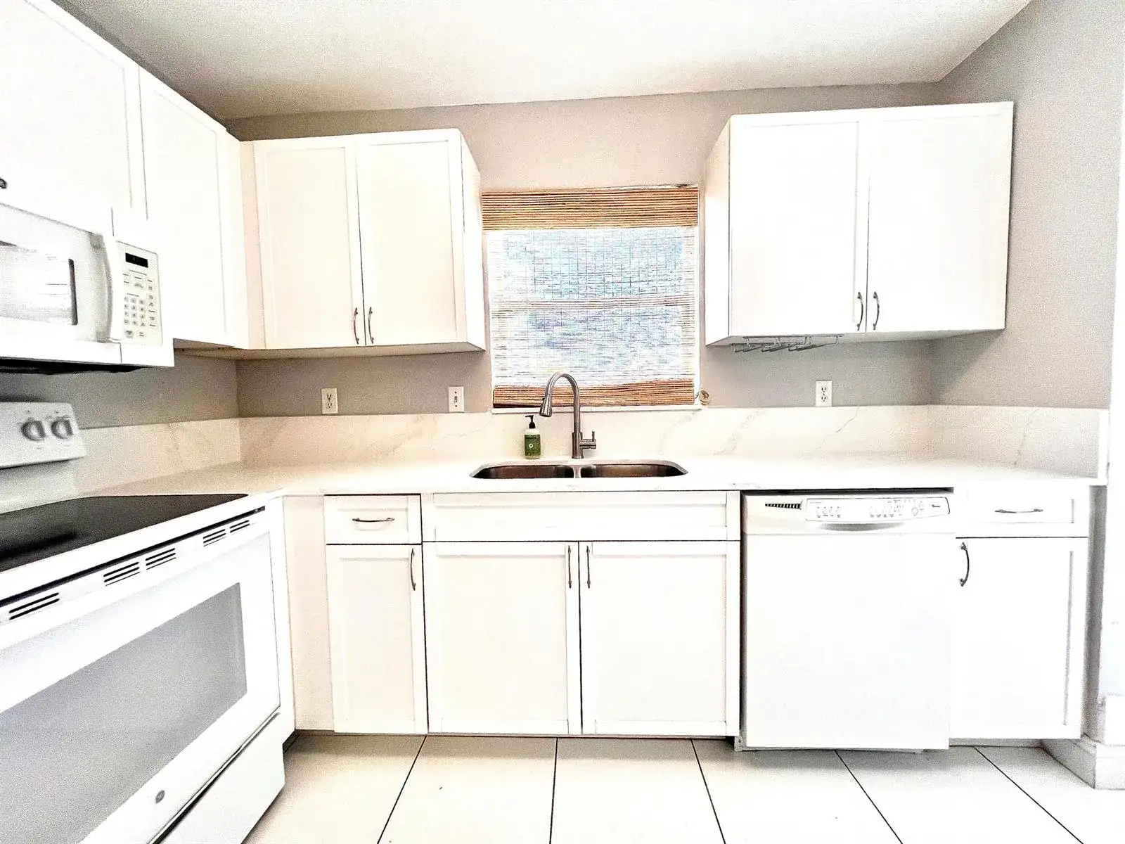 4103 NE 21st Terrace, Lighthouse Point FL 33064 photo 3