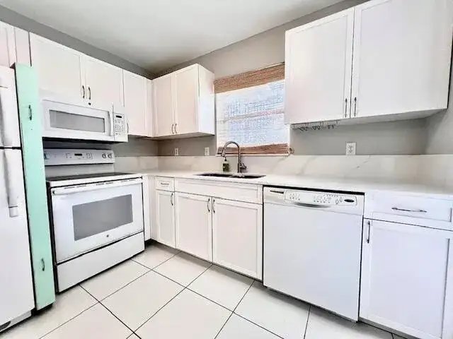 4103 NE 21st Terrace, Lighthouse Point FL 33064 photo 4