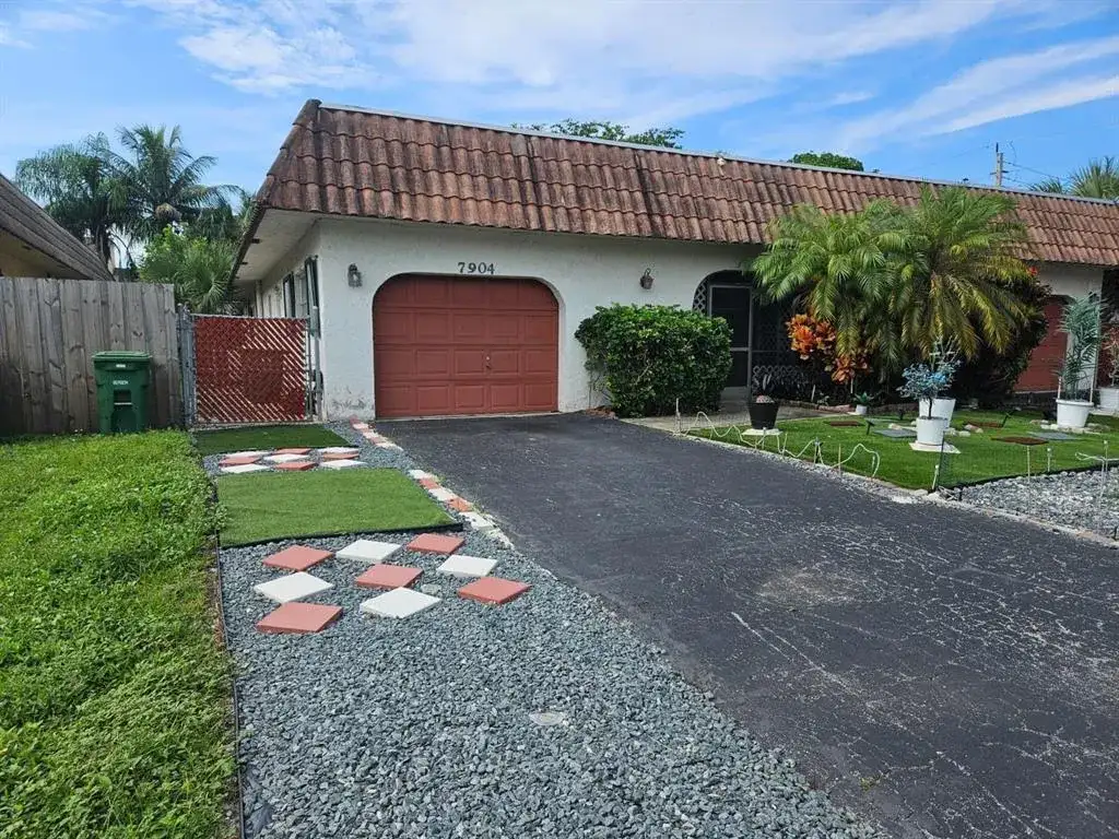 7904 NW 70th Court # 1, Tamarac FL 33321 photo 2