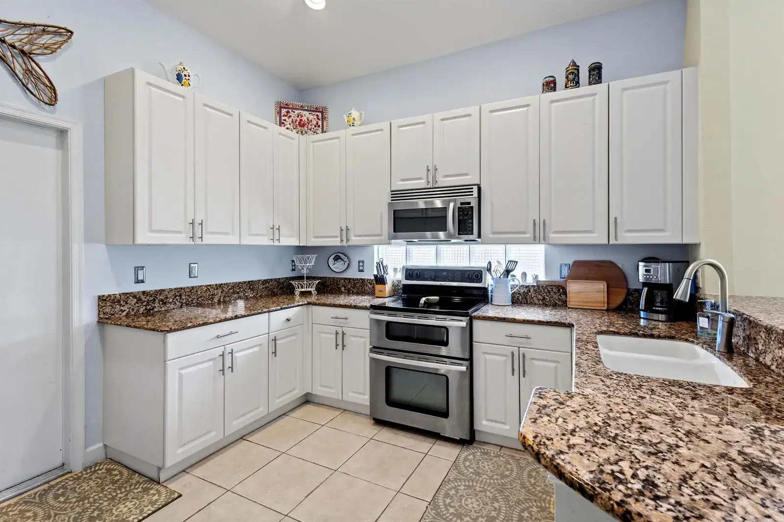 7085 SE CRICKET Court, Stuart FL 34997 photo 2