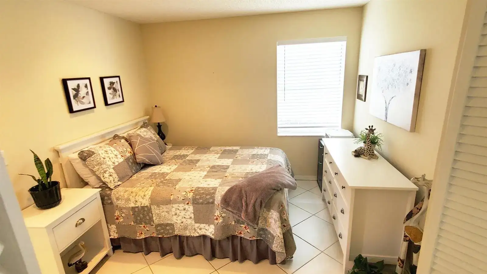 5403 NW 55th Terrace, Coconut Creek FL 33073 photo 2