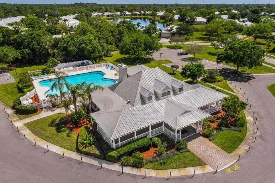 861 NE WHISTLING DUCK Way, Port St. Lucie FL 34983
