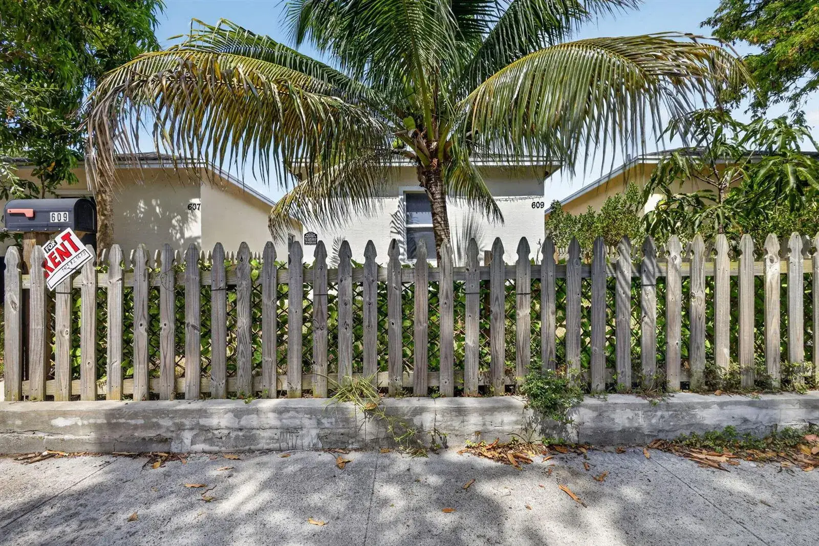 609 N F Street N, Lake Worth FL 33460