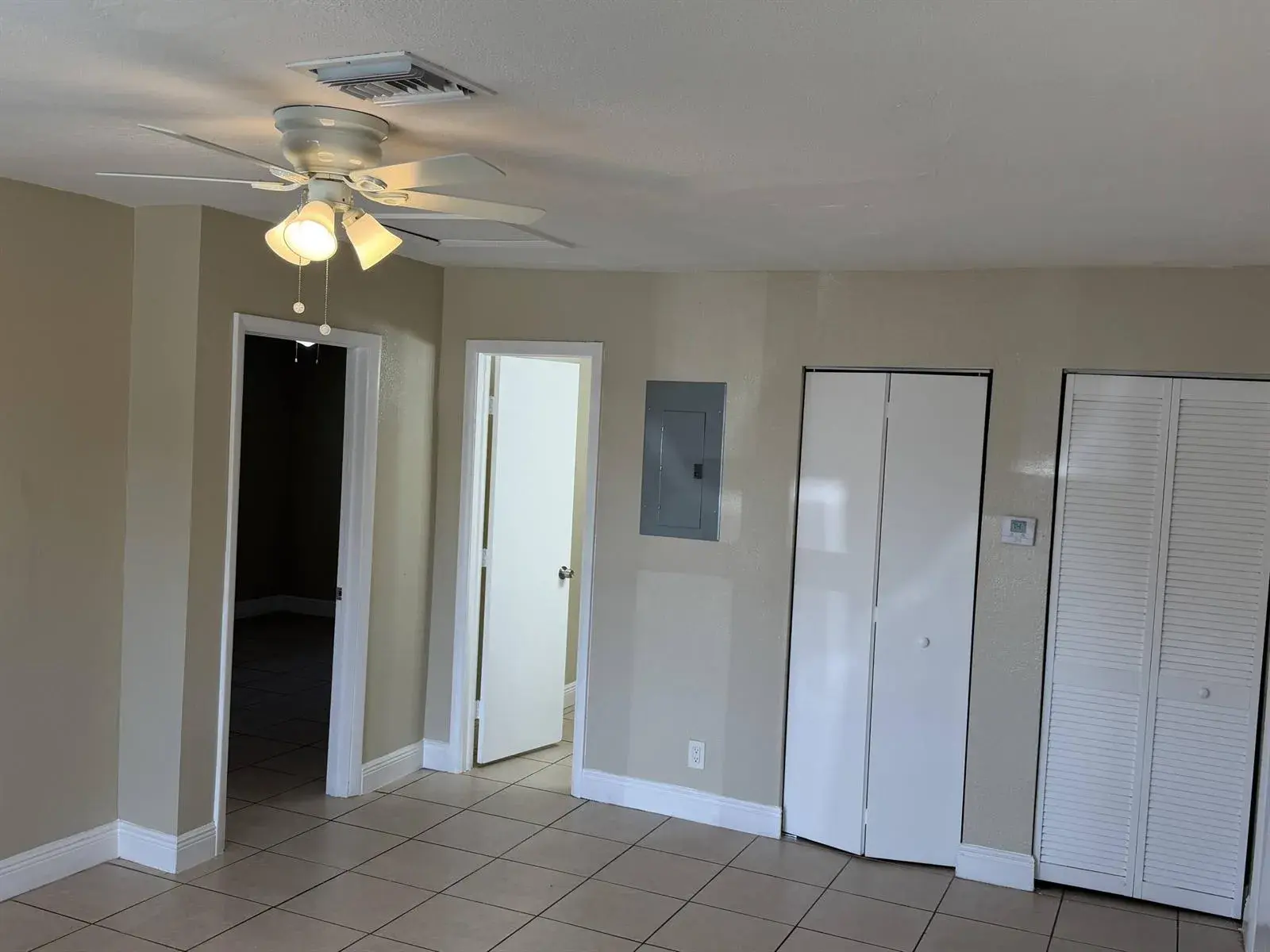 1135 NW 7th Avenue # 1, Fort Lauderdale FL 33311
