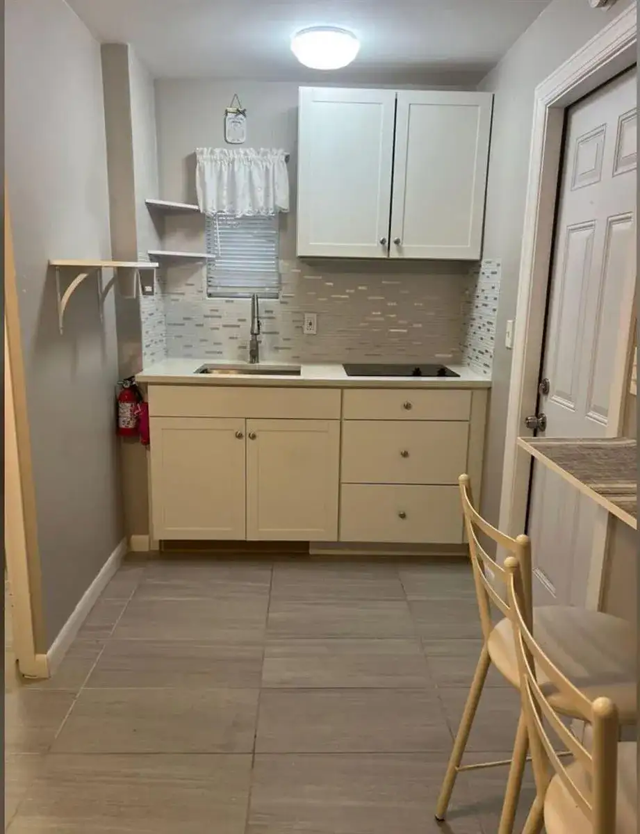 2843 Forest Hill Boulevard, West Palm Beach FL 33406 photo 2