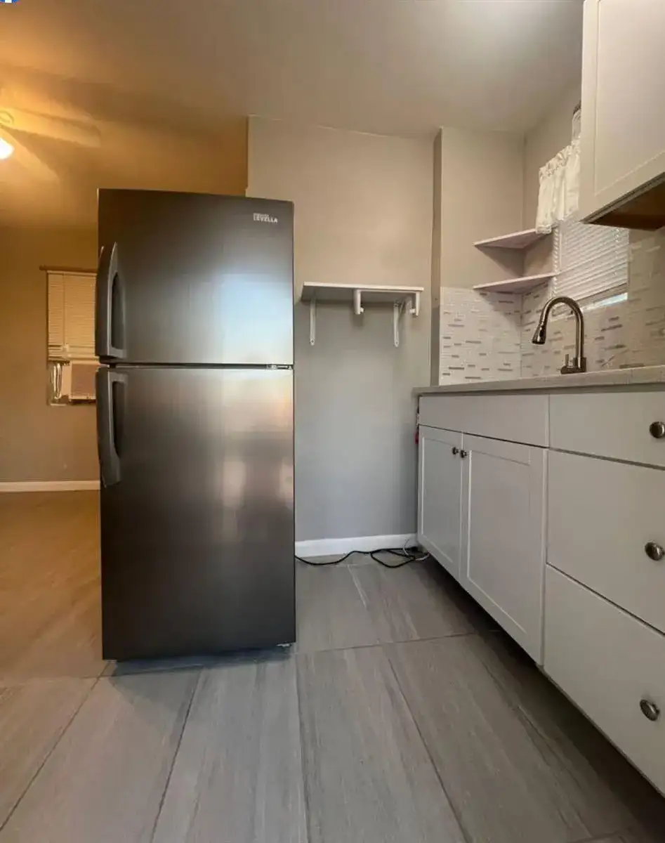 2843 Forest Hill Boulevard, West Palm Beach FL 33406 photo 3