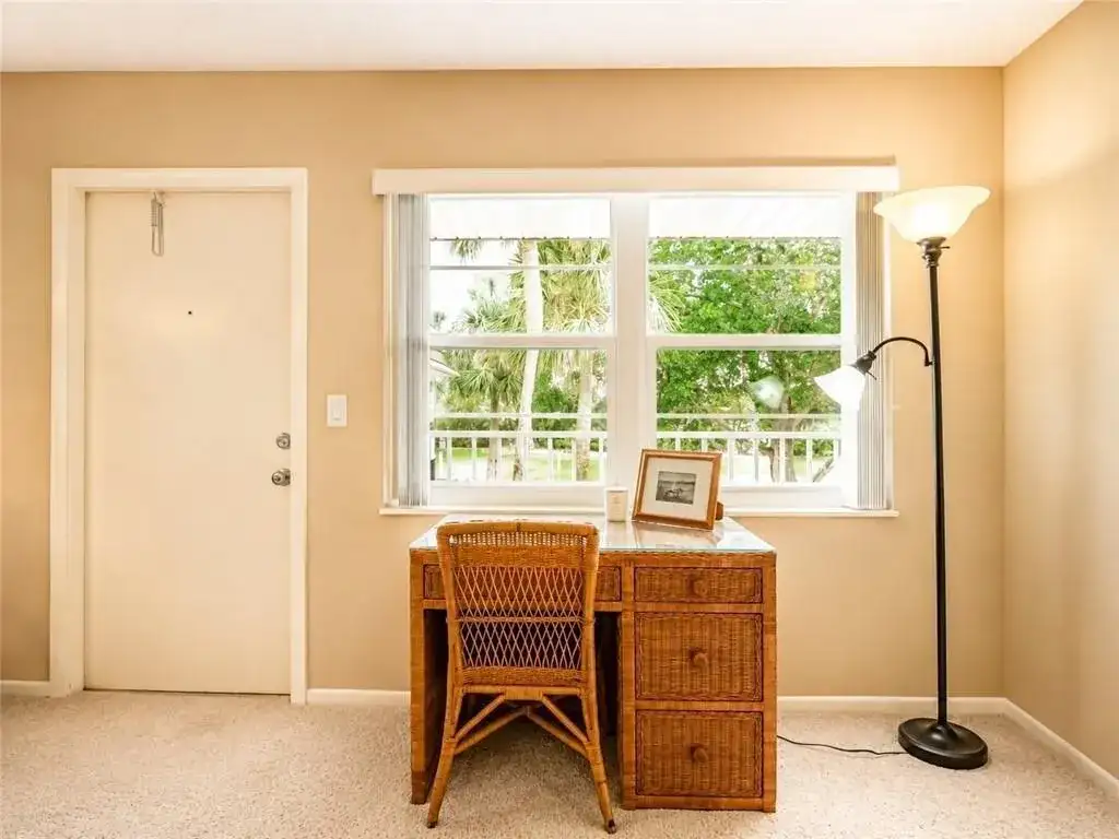 35 VISTA GARDENS Trail # 205, Vero Beach FL 32962 photo 4