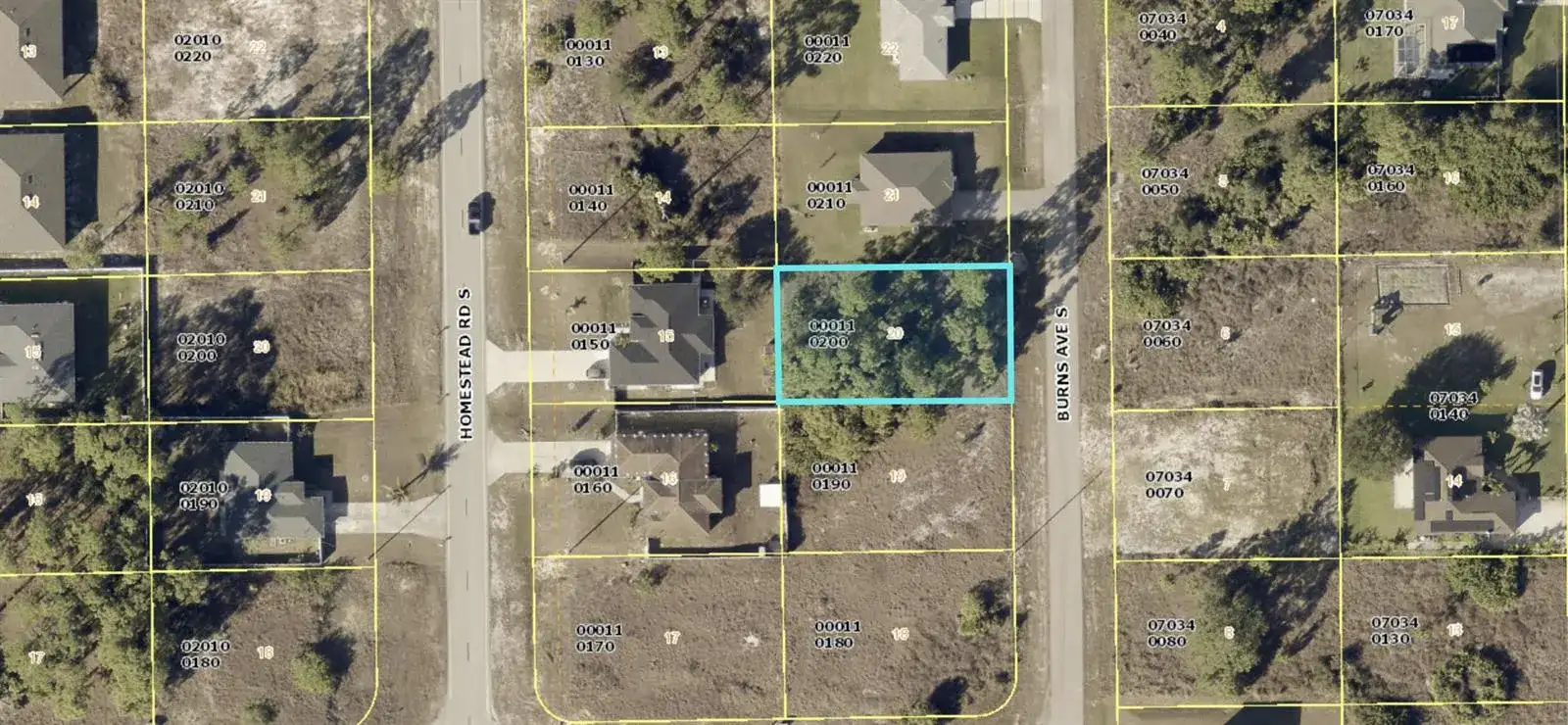 736 Burns Avenue S, Lehigh Acres FL 33974 photo 2