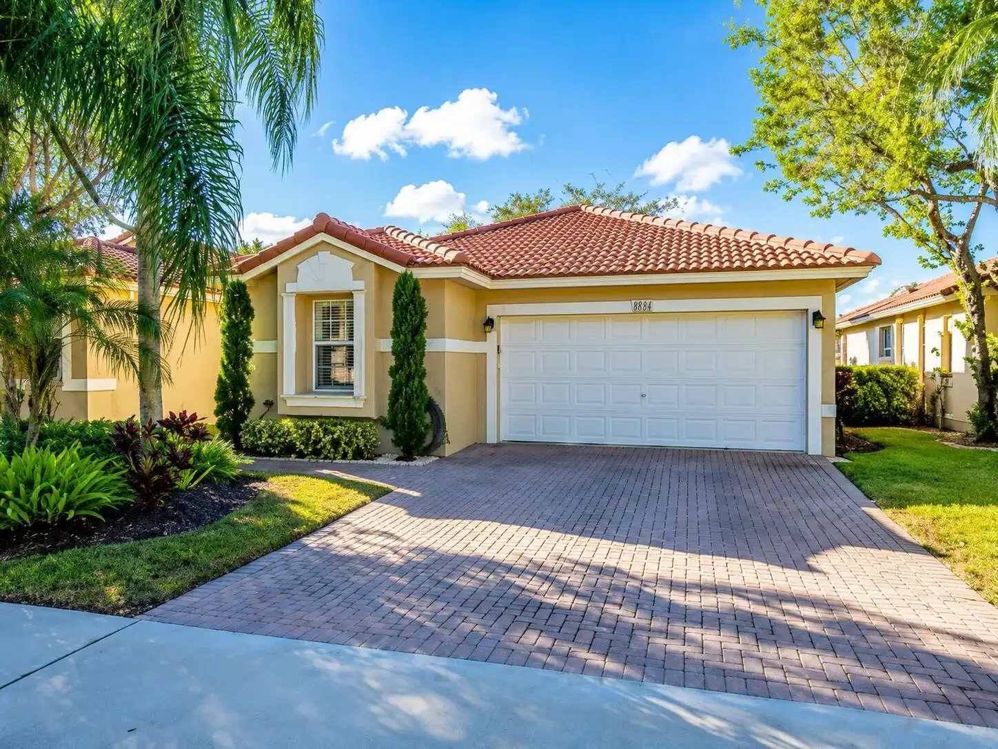 4119 SAPPHIRE Bend, Weston FL 33331