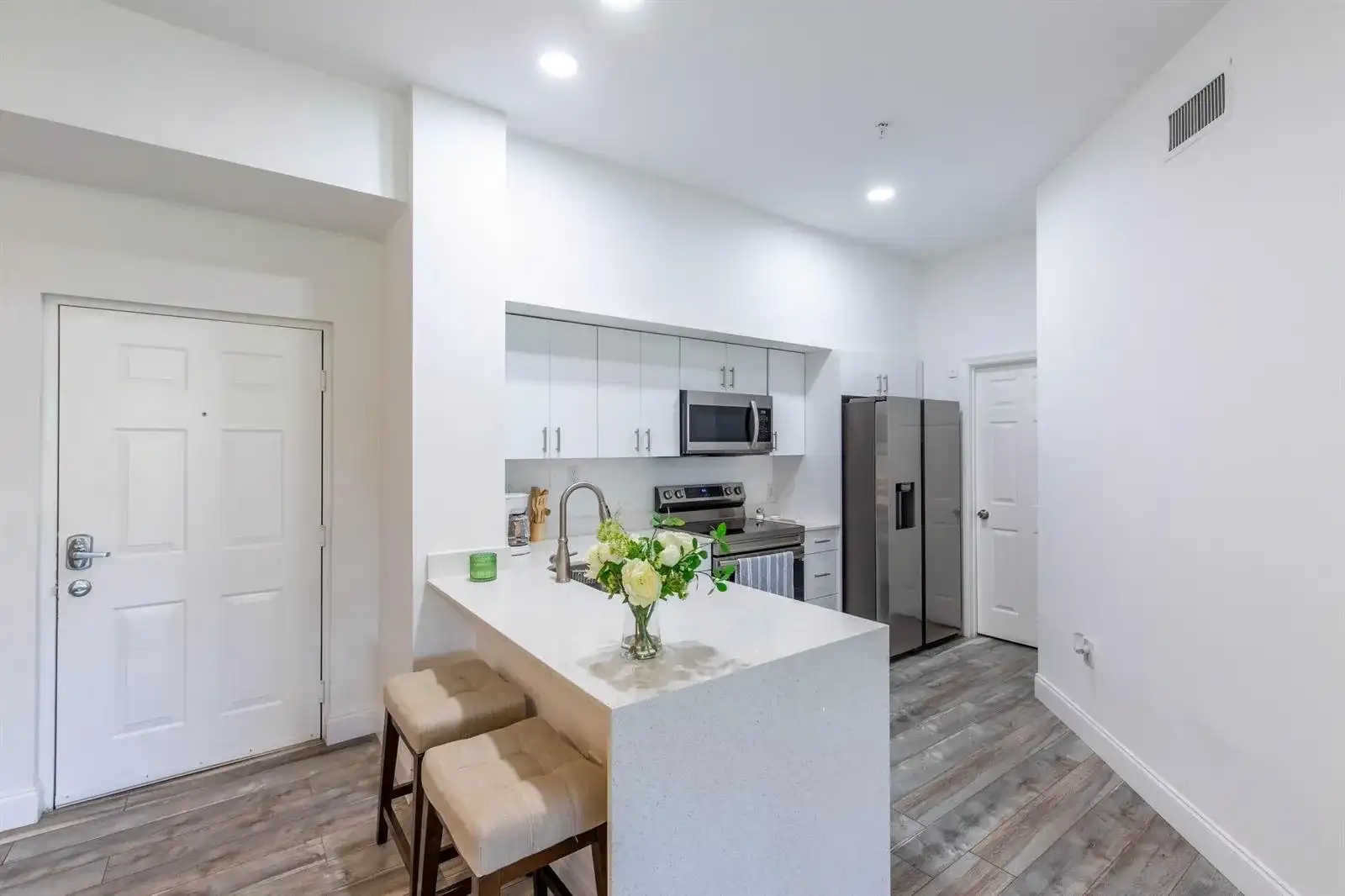 11790 SAINT ANDREWS Place # 305, Wellington FL 33414