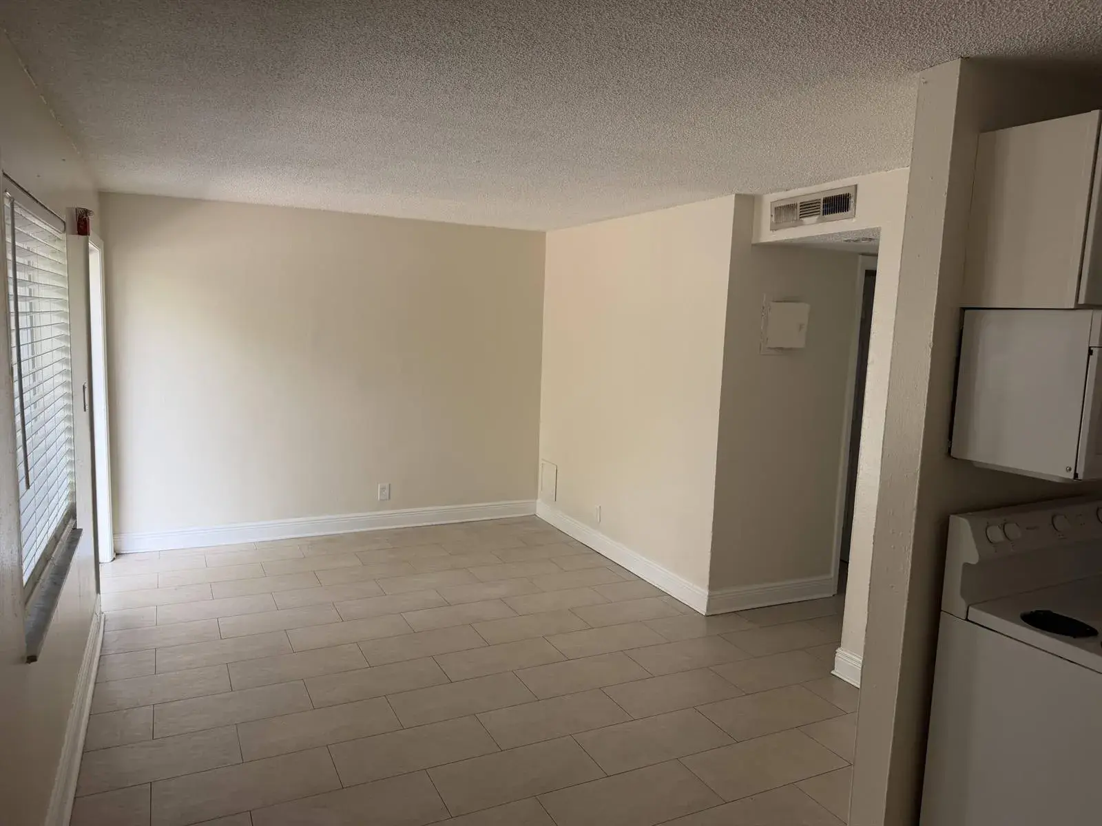 1151 NE 16th Court # 2, Fort Lauderdale FL 33305