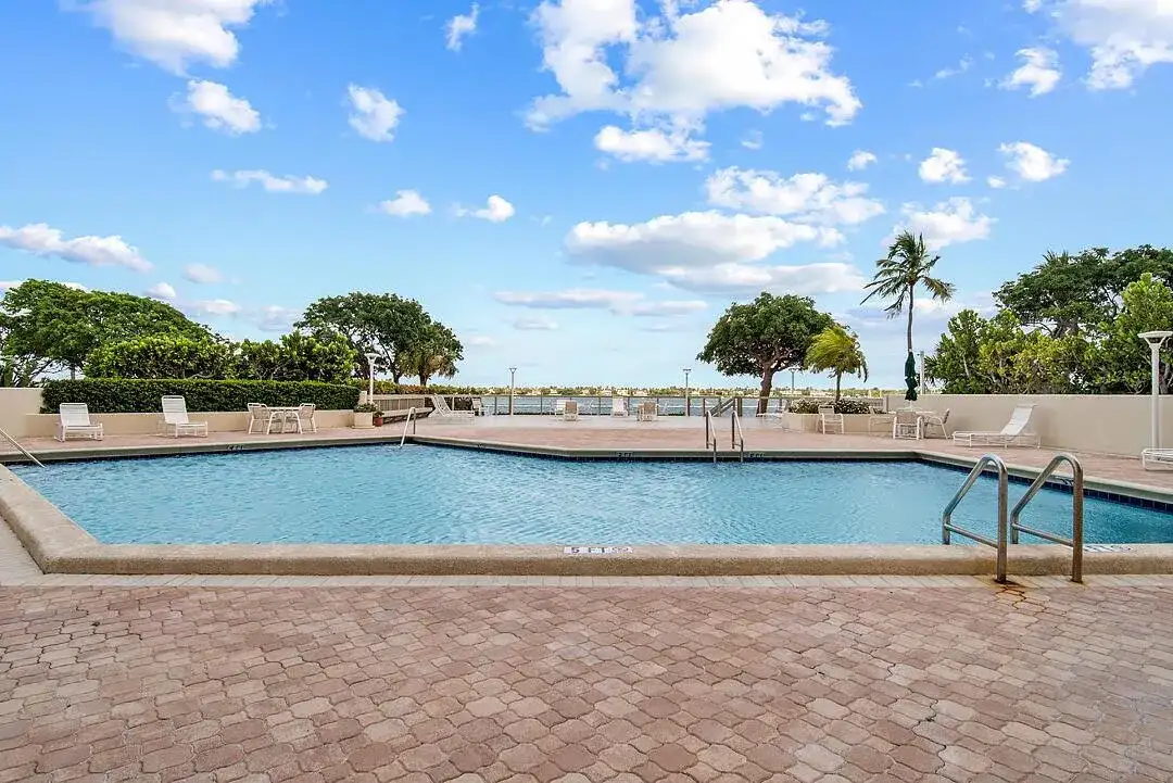 5600 N Flagler Drive # 2202, West Palm Beach FL 33407 photo 3