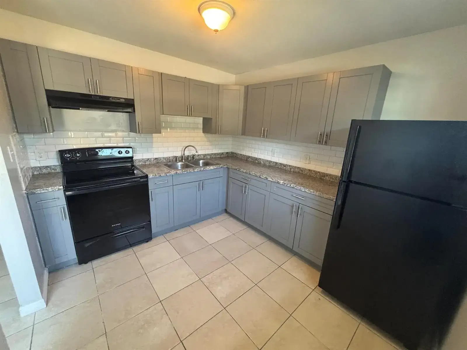 3208 LOUISIANA Avenue, Fort Pierce FL 34947 photo 2