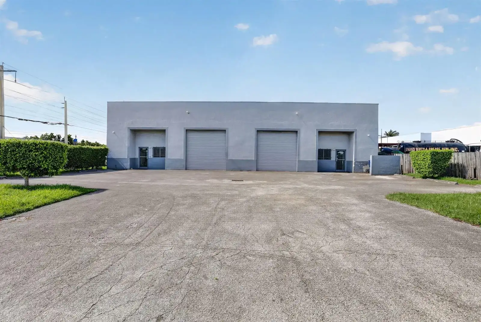 2202 W 78TH Street, Hialeah FL 33016 photo 2