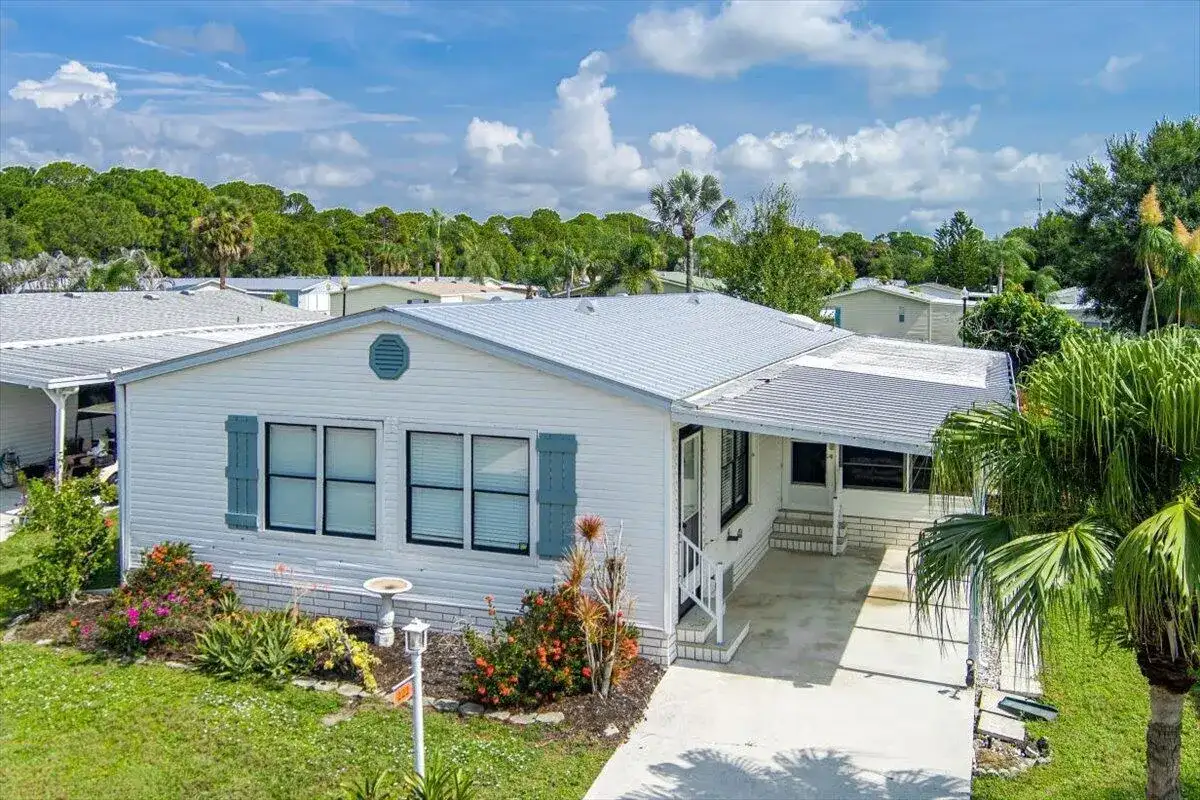 222 Sandy Bottom Place, Fort Pierce FL 34982 photo 2