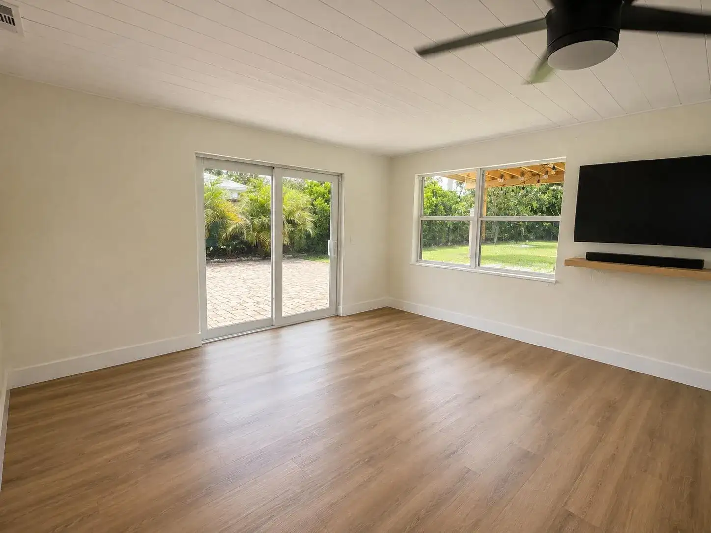 7686 SE HILLTOP Terrace, Hobe Sound FL 33455 photo 5