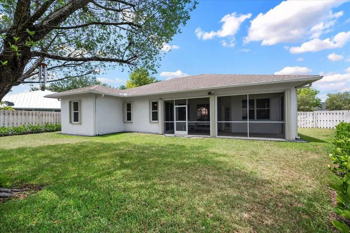 13866 Geranium Place, Wellington FL 33414 photo 2