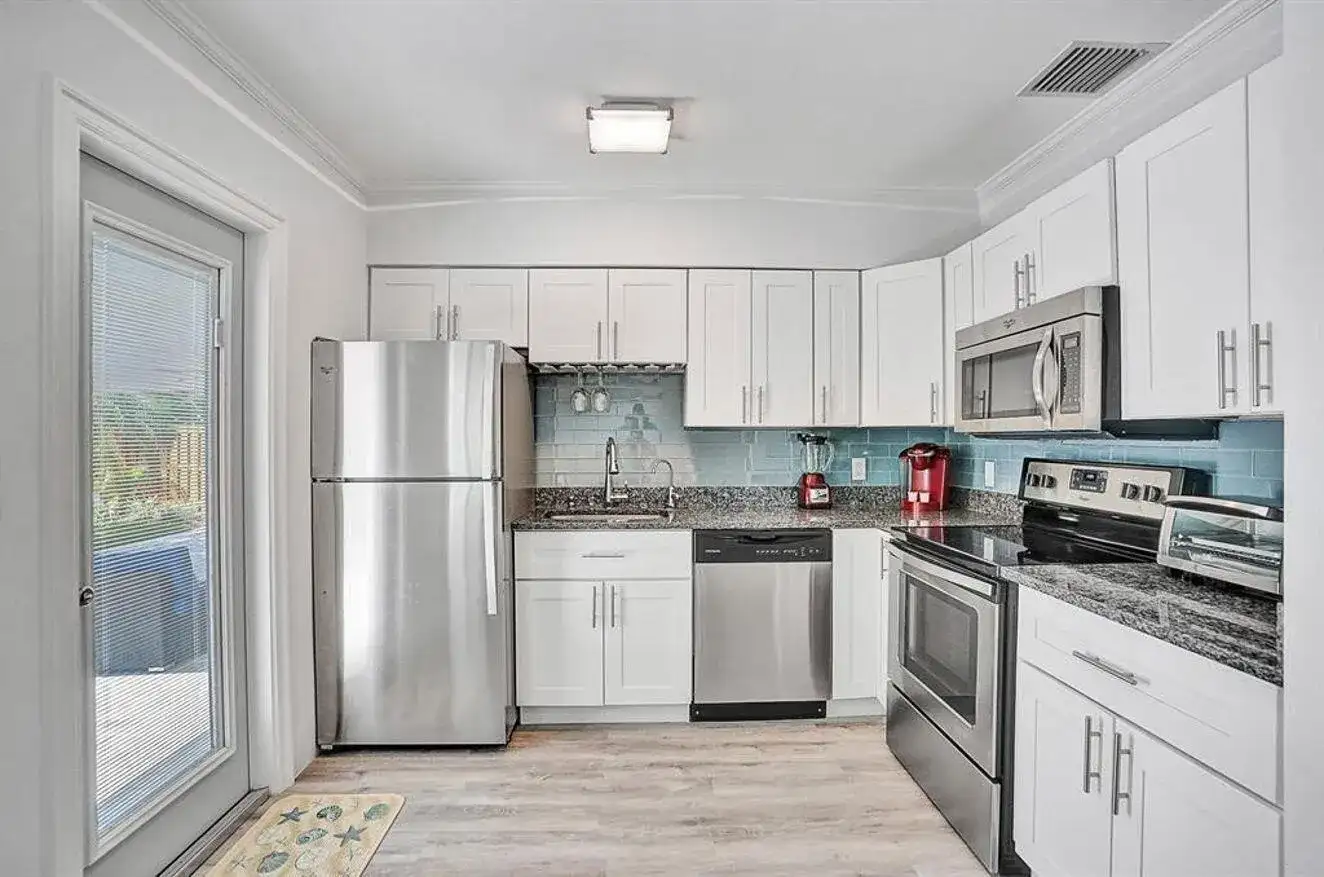 2516 NE 12TH Street # 2, Fort Lauderdale FL 33304 photo 4