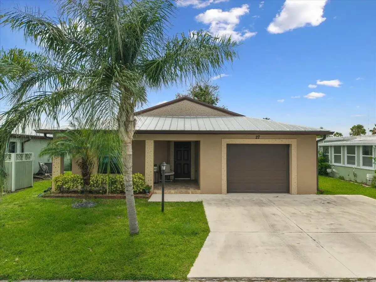 27 MAYA Way, Port St. Lucie FL 34952