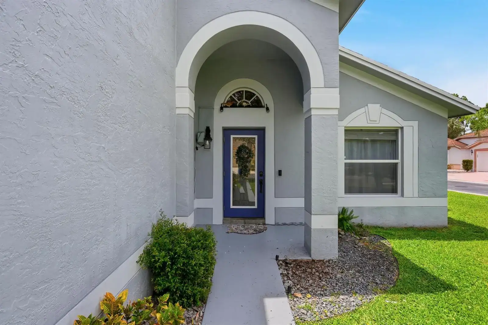 360 Hammocks Trail, FL 33413 photo 3