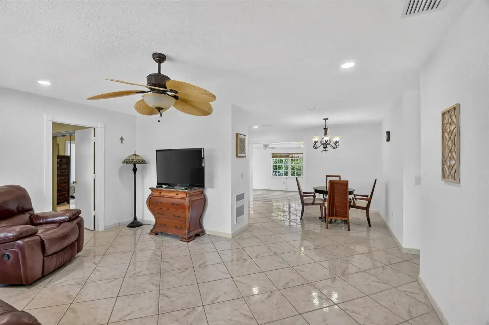 1826 16TH Avenue N, FL 33460 photo 4