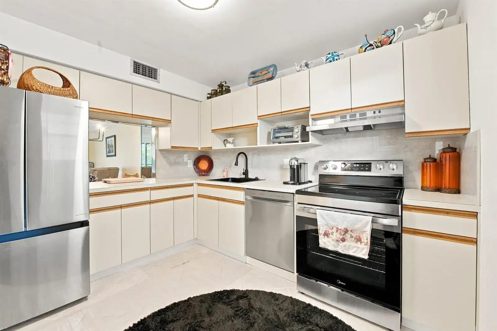 3231 HOLIDAY SPRINGS Boulevard # 205, Margate FL 33063 photo 2