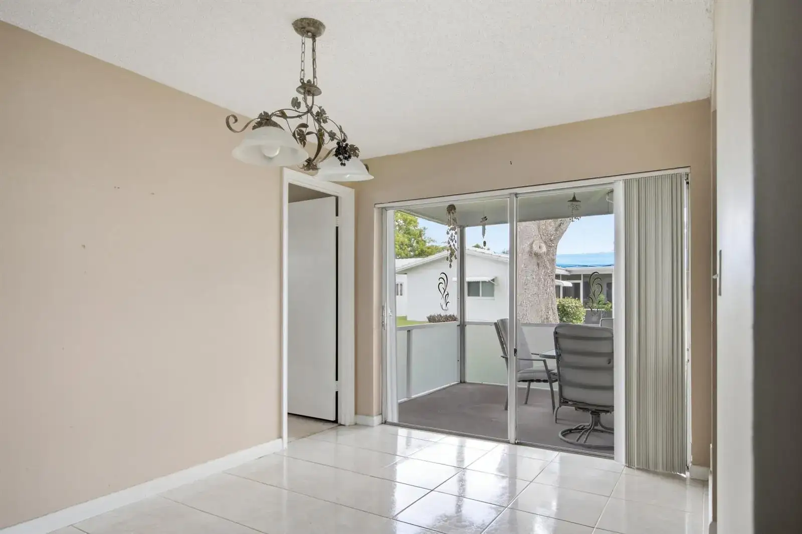 8212 NW 12th Court, Plantation FL 33322 photo 5