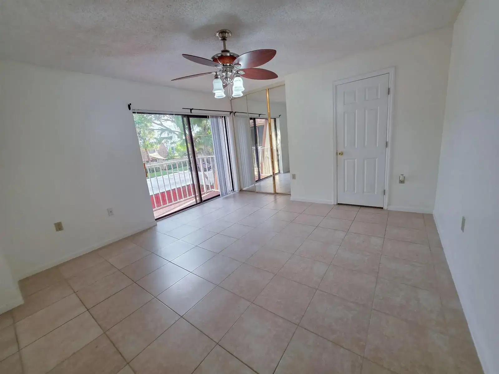 832 BLUE RIDGE Circle, West Palm Beach FL 33409 photo 5