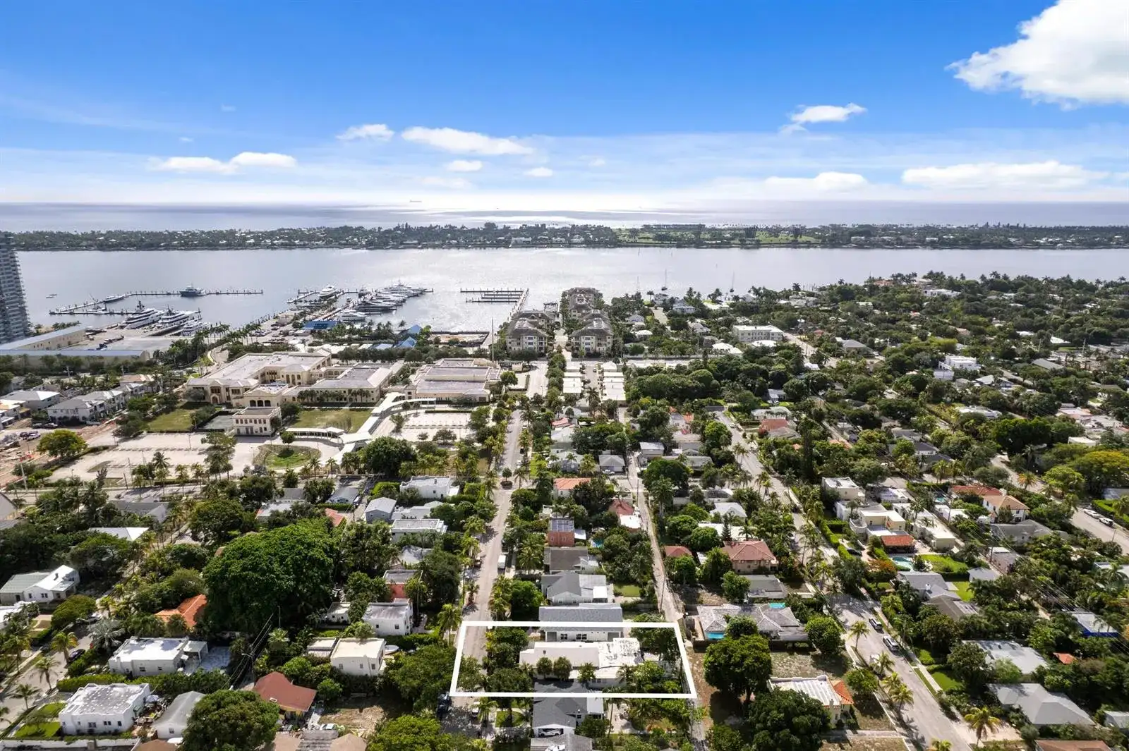 526 38TH Street, West Palm Beach FL 33407 photo 2